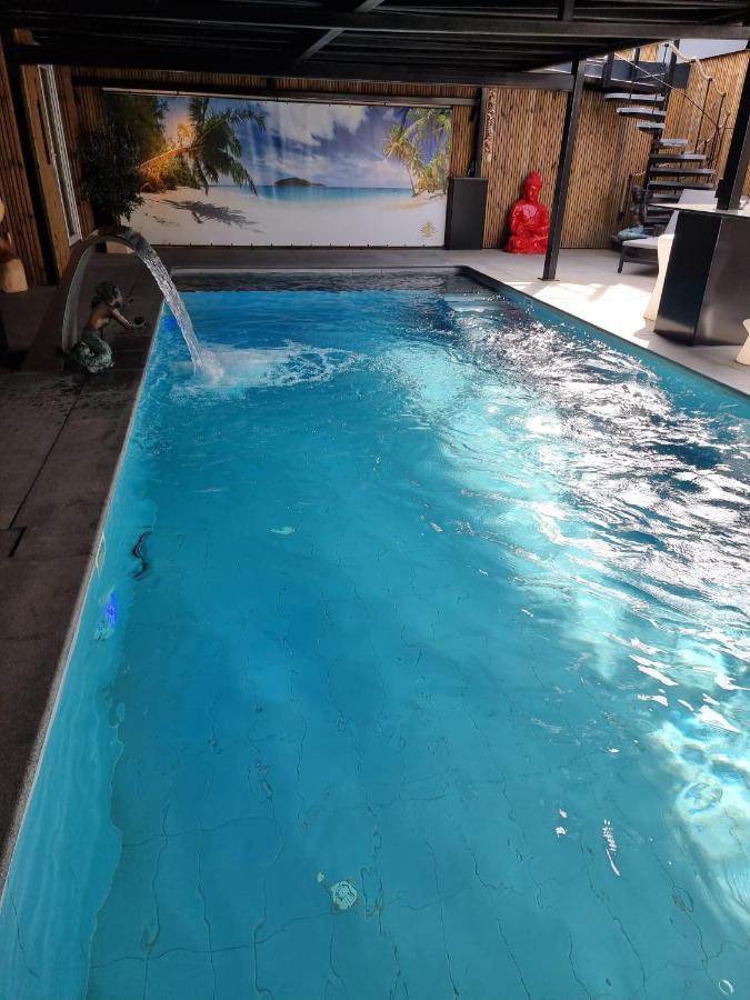 Hotel Monte Cristo Hoeselt エクステリア 写真